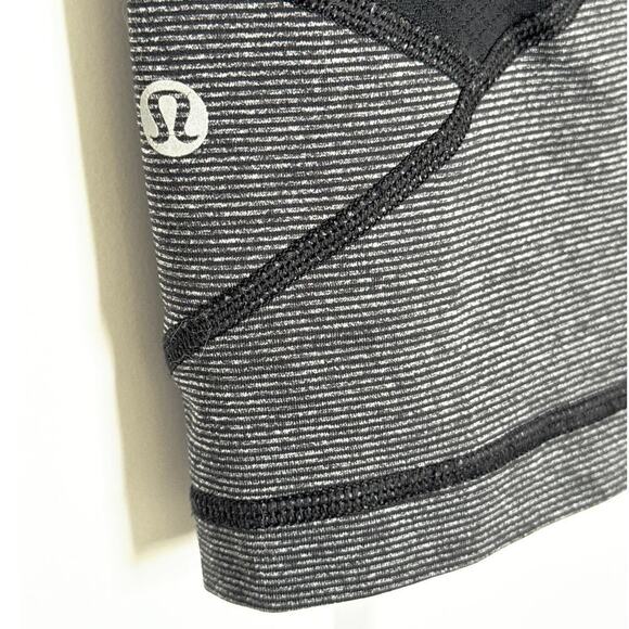 Lululemon Pace Rival Crop Leggings Size 6 Running Activewear EUC - Picture 9 of 10